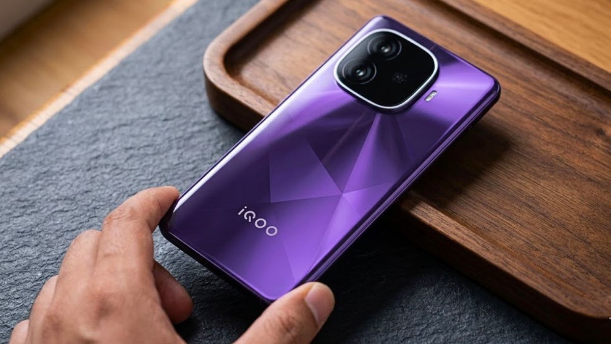 iQOO Neo 10R Lanzado: Batería de Silicio 6400mAh, Pantalla AMOLED 1.5K 144Hz y Snapdragon 8s Gen 3